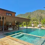 With Hot Pool In Villa Marmaris