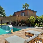 Villa With Hot Pool In Marmaris