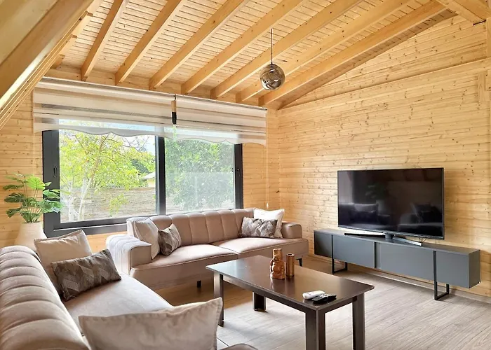 With Hot Pool In Marmaris