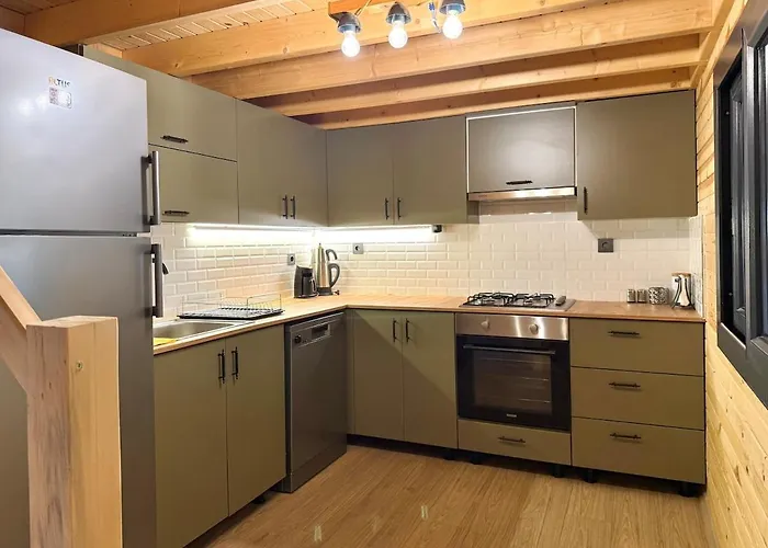 Villa With Hot Pool In *