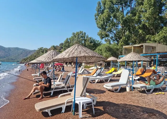 Villa With Hot Pool In