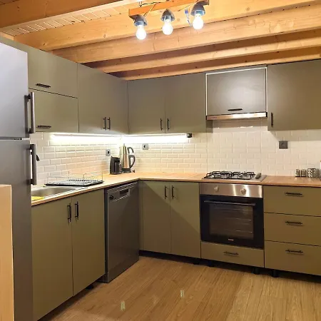 Villa With Hot Pool In *